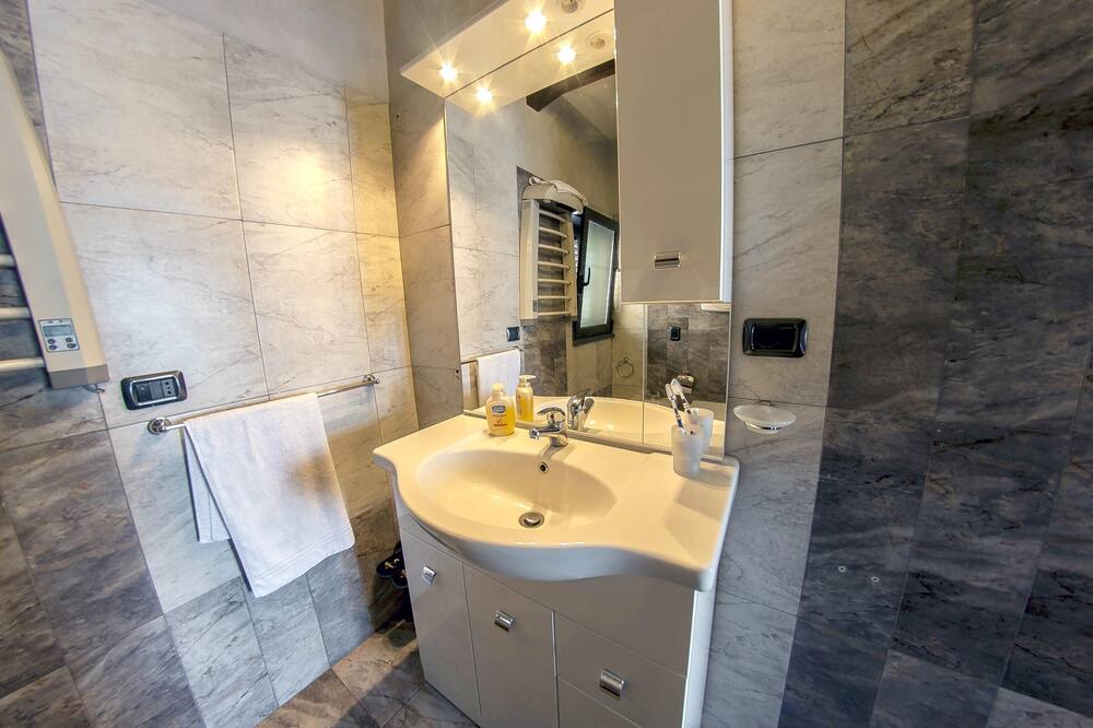 Photo of Bathroom in Capo Mulini