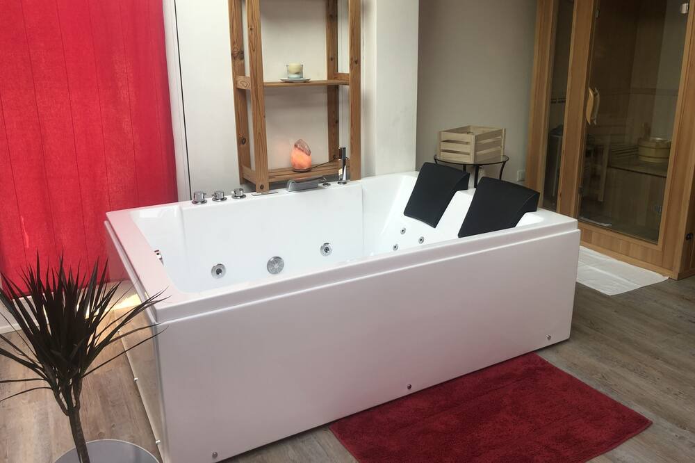 Photo of Bathroom in Vallenoncello