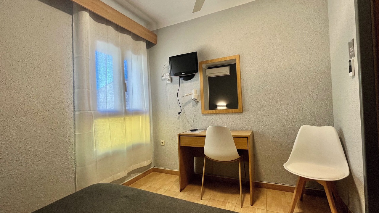 Photo of Bedroom in Angles