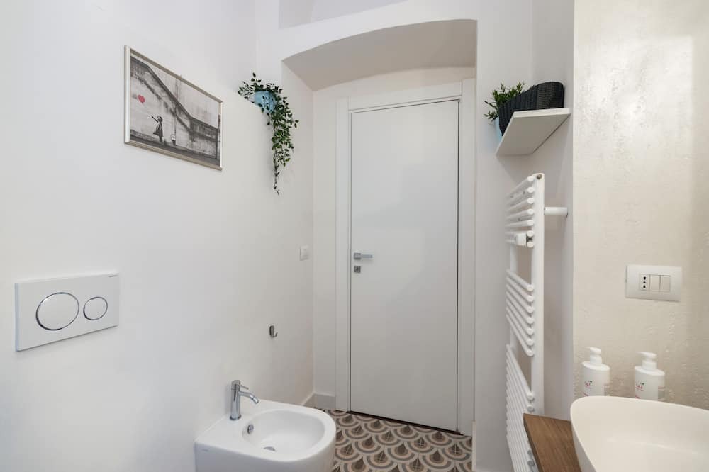 Photo of Bathroom in Historic Centre