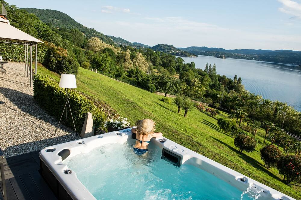 Photo of Outdoor in Crabbia