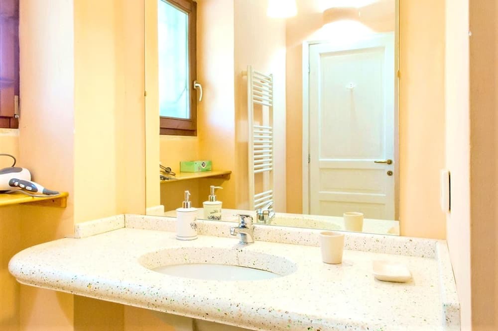 Photo of Bathroom in Minervino di Lecce