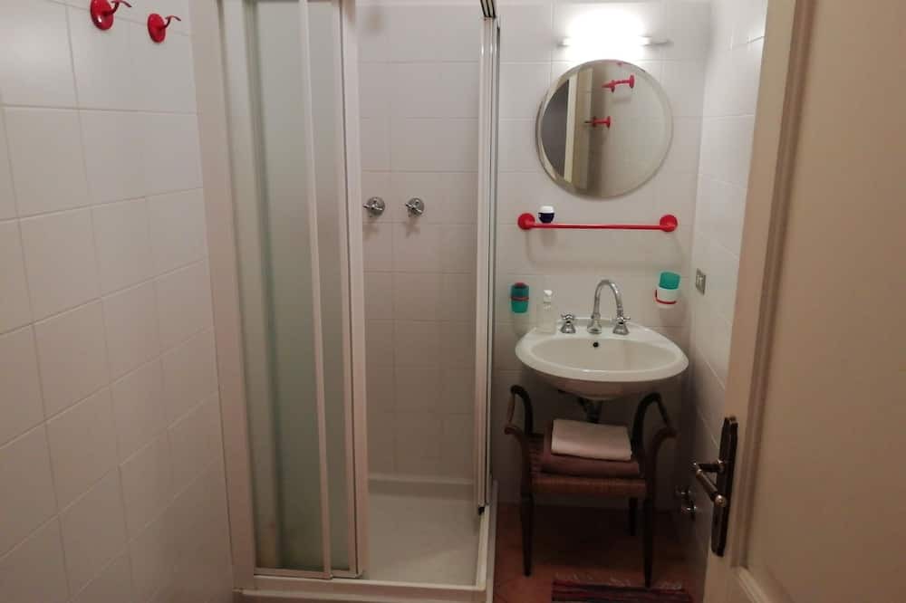 Photo of Bathroom in Belgirate