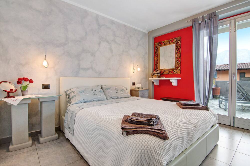 Photo of Bedroom in Mezzegra