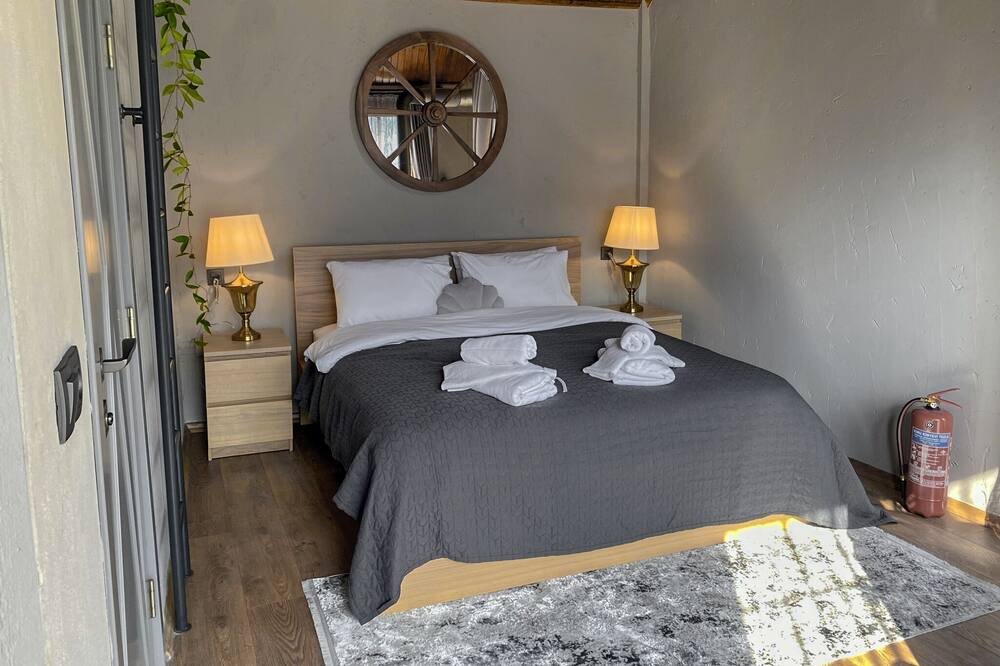 Photo of Bedroom in Feke
