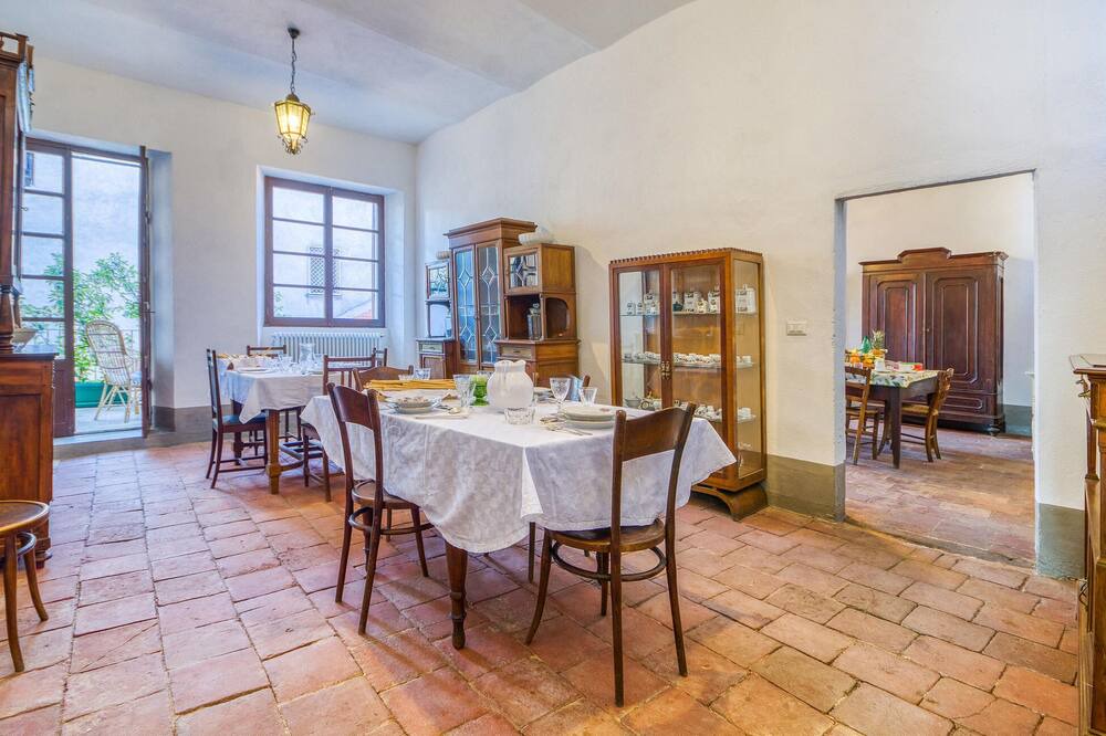 Photo of Bedroom in Monastero Bormida