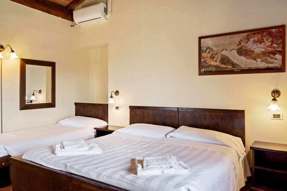 Photo of Bedroom in Collesanto