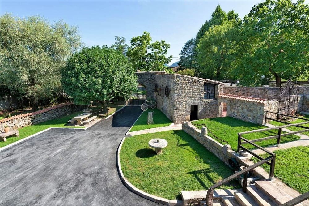 Photo of Outdoor in Los Corrales de Buelna