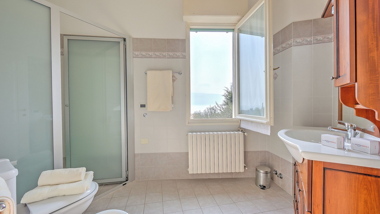 Photo of Bathroom in Cecina