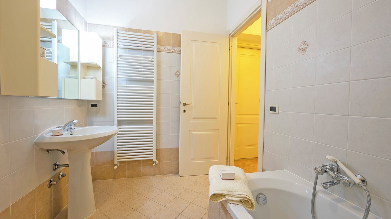 Photo of Bathroom in Cecina