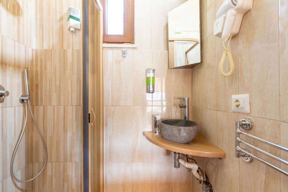 Photo of Bathroom in Priverno
