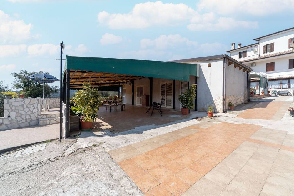 Photo of Patio Balcony in Priverno