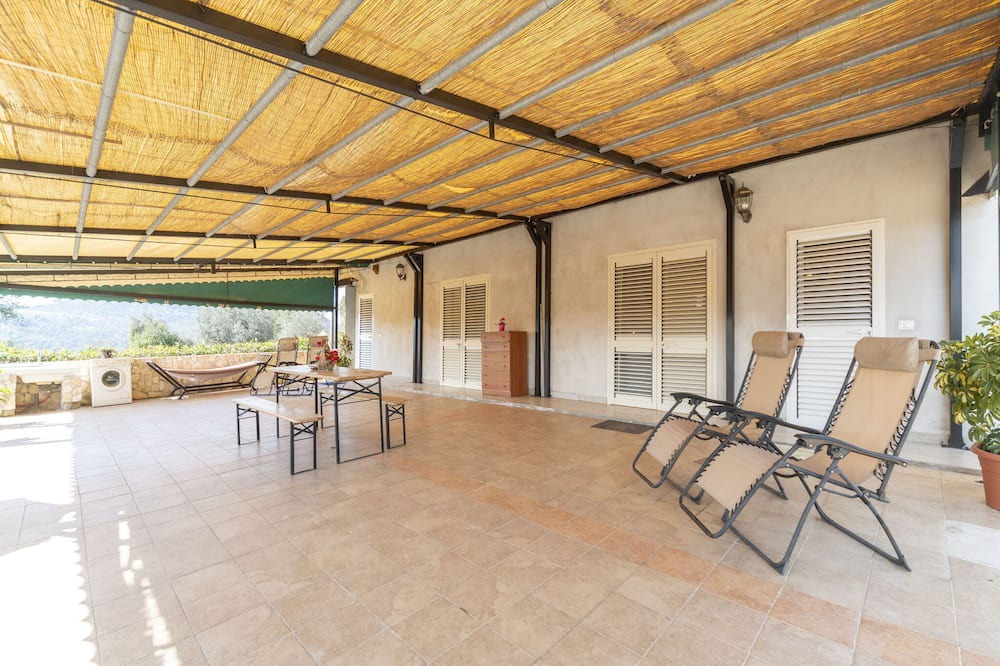 Photo of Patio Balcony in Priverno
