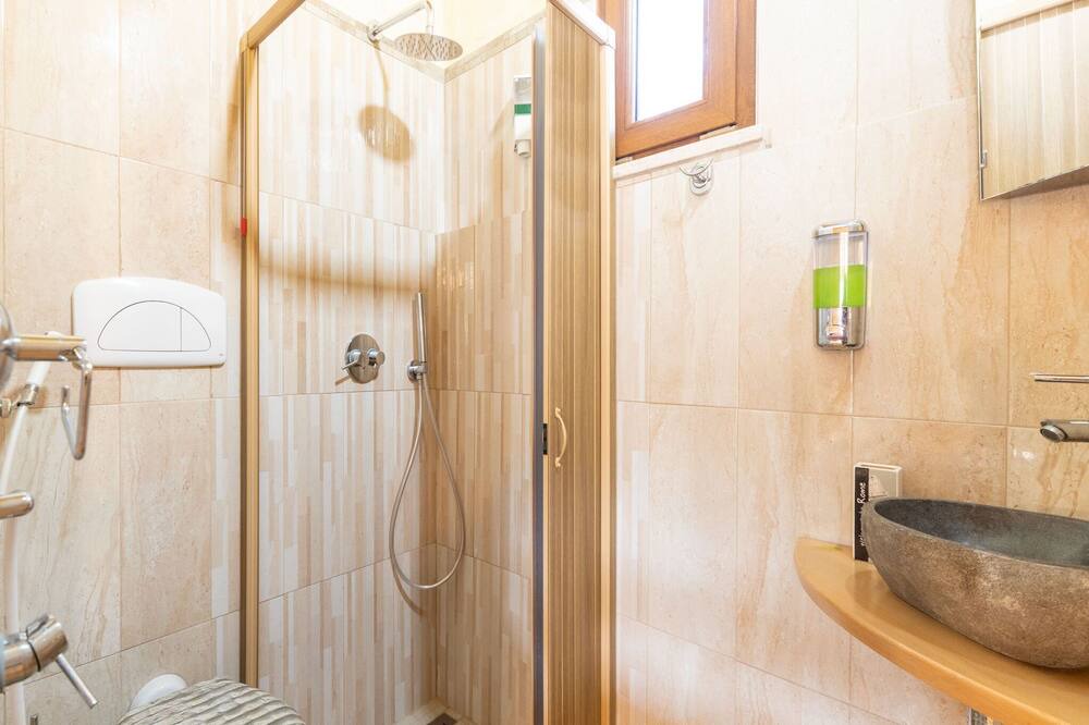 Photo of Bathroom in Priverno