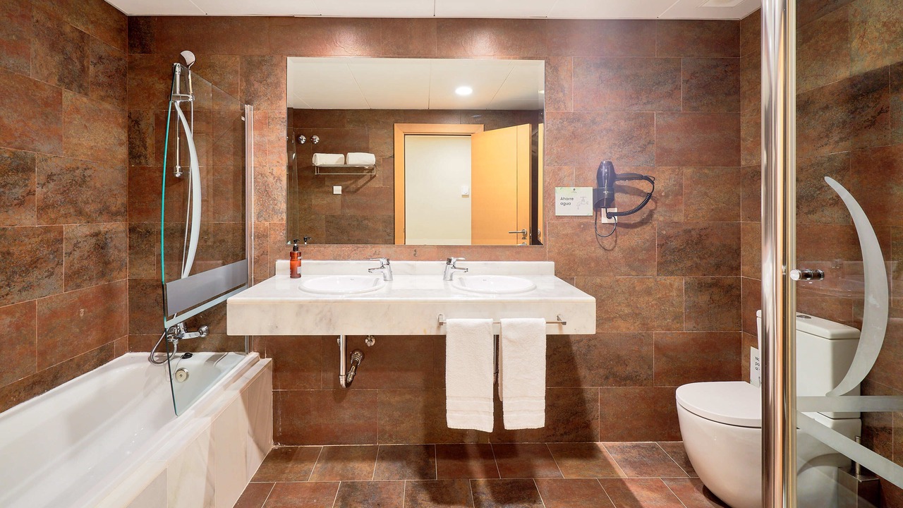 Photo of Bathroom in Yuncos