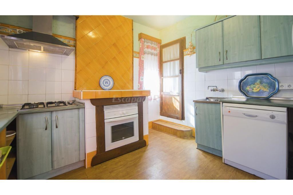 Photo of Kitchen in Pelahustan