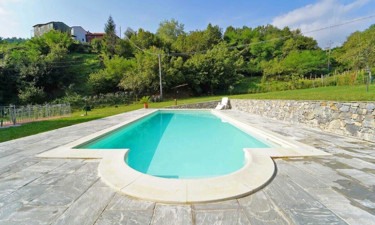 Photo of Outdoor in Tresana