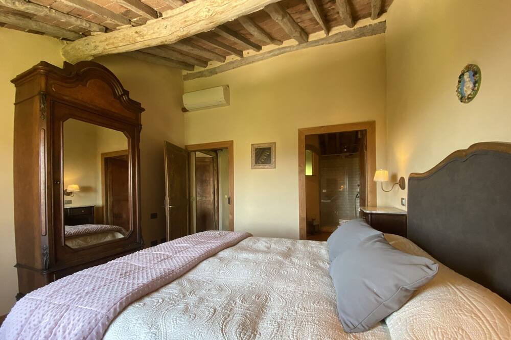 Photo of Bedroom in La Foce
