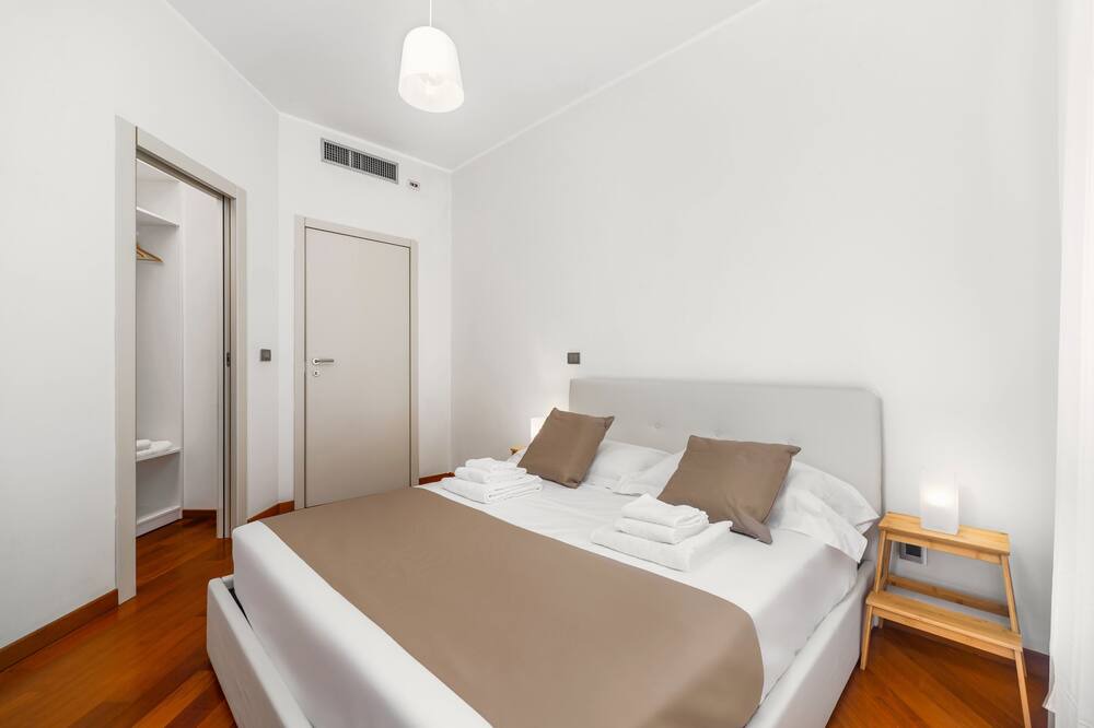 Photo of Bedroom in Calvairate