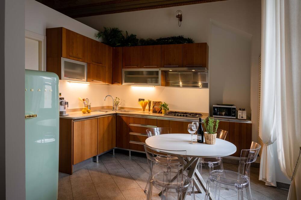 Photo of Kitchen in Historic Centre