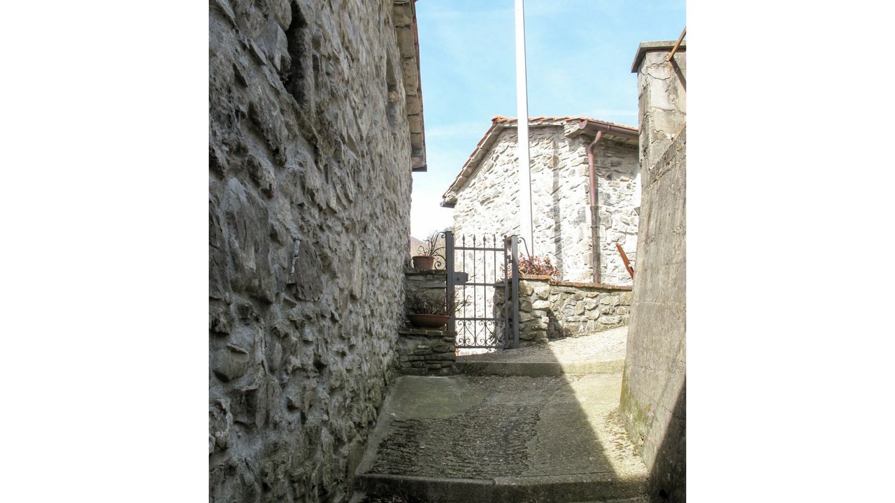 Photo of Others in Tresana