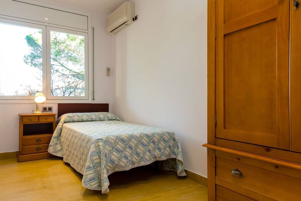 Photo of Bedroom in Port de la Selva