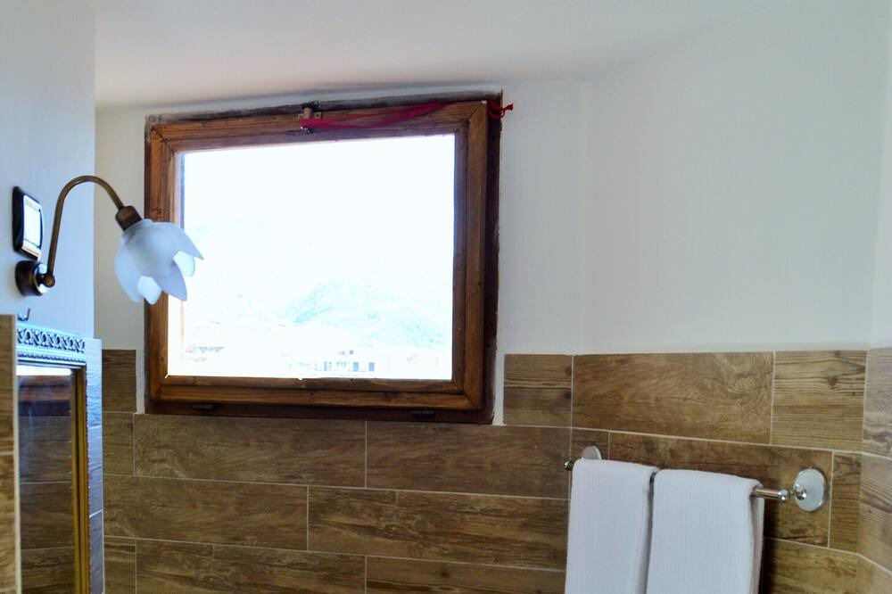 Photo of Bathroom in Norma