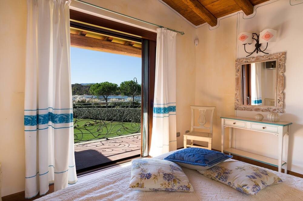 Photo of Bedroom in Capo Coda Cavallo