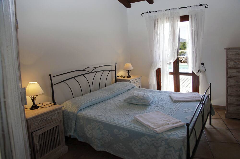 Photo of Bedroom in Capo Coda Cavallo