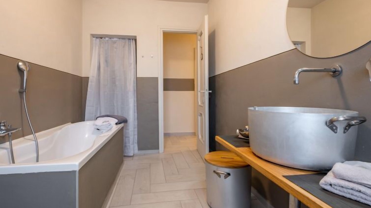 Photo of Bathroom in Roatto