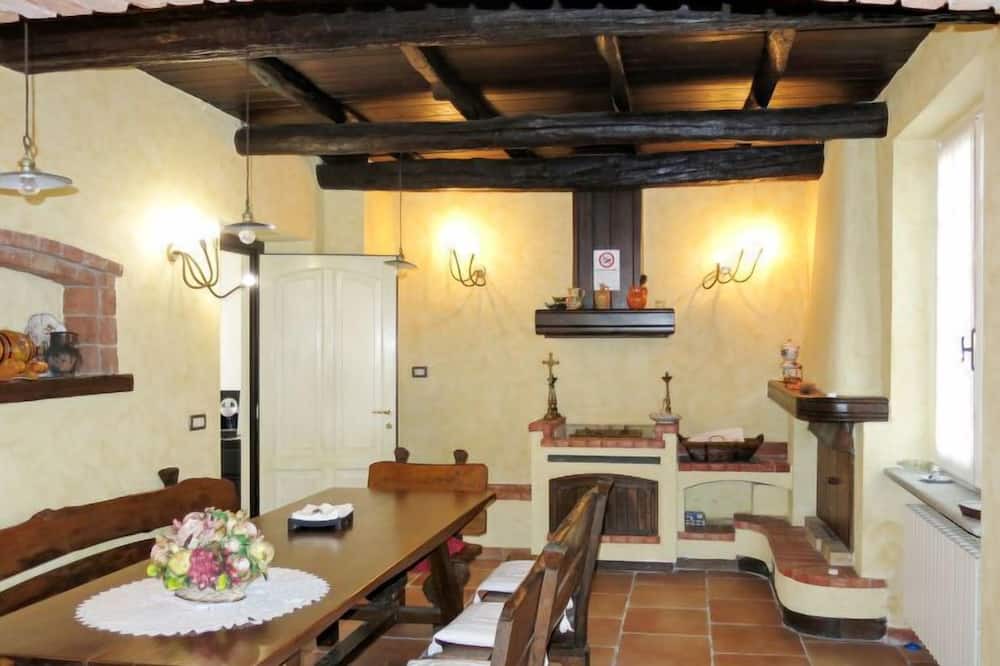 Photo of Kitchen in Montemagno