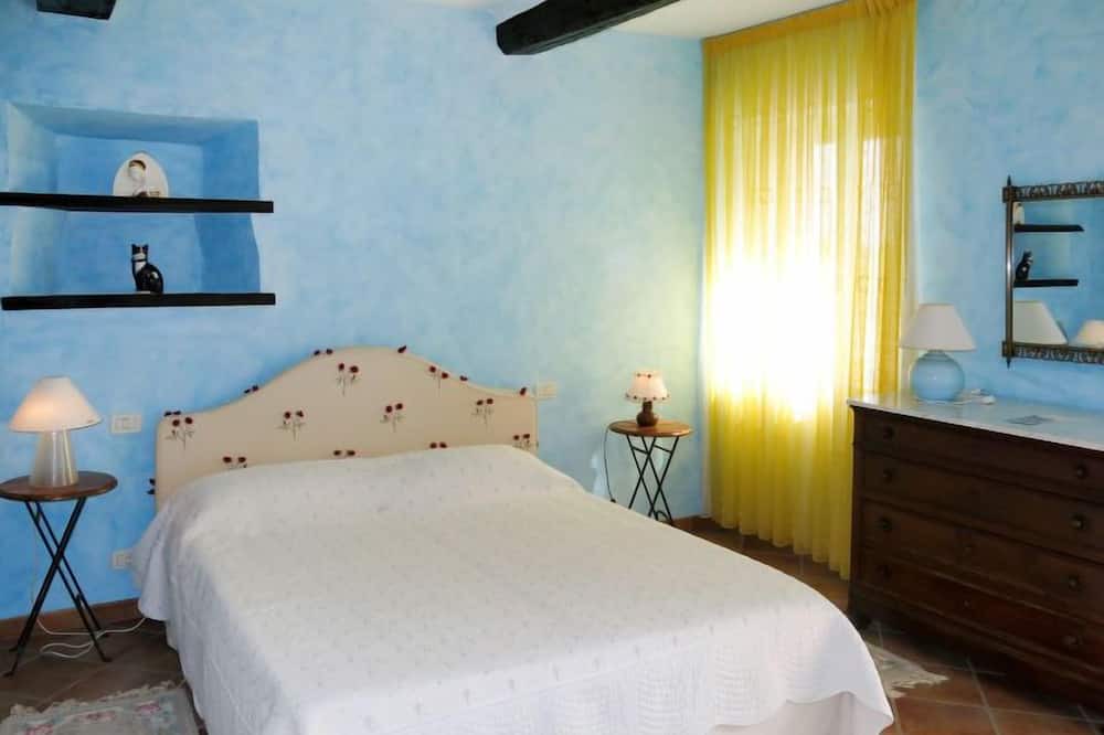 Photo of Bedroom in Montemagno