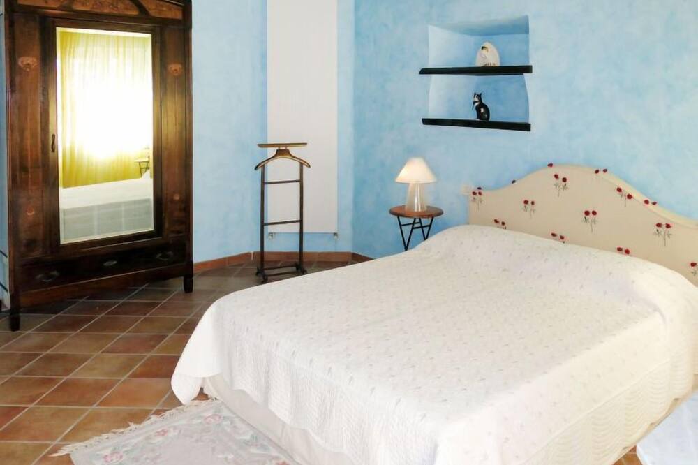 Photo of Bedroom in Montemagno