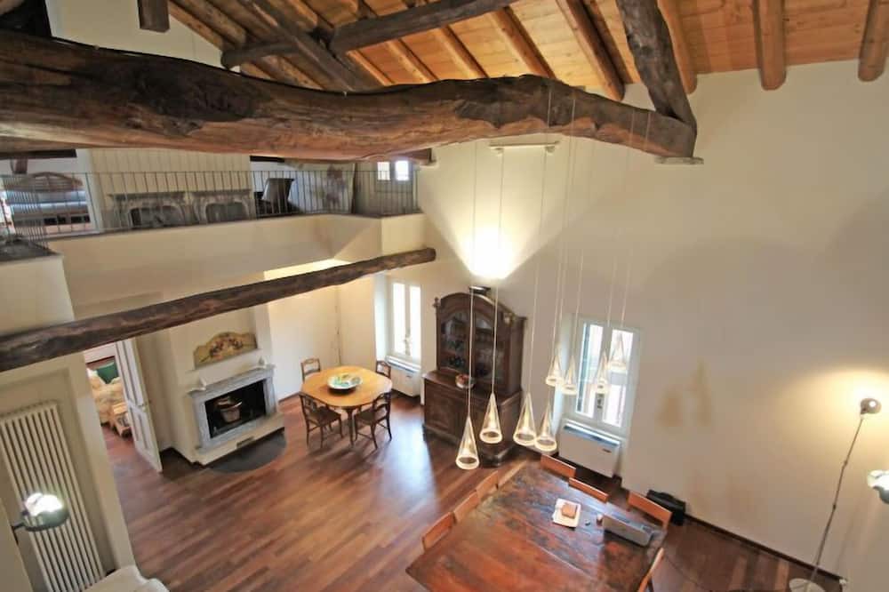 Photo of Livingroom in Porto Valtravaglia
