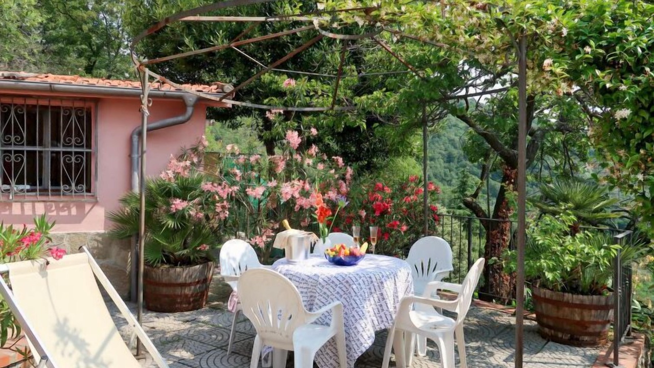 Photo of Outdoor in Caravonica