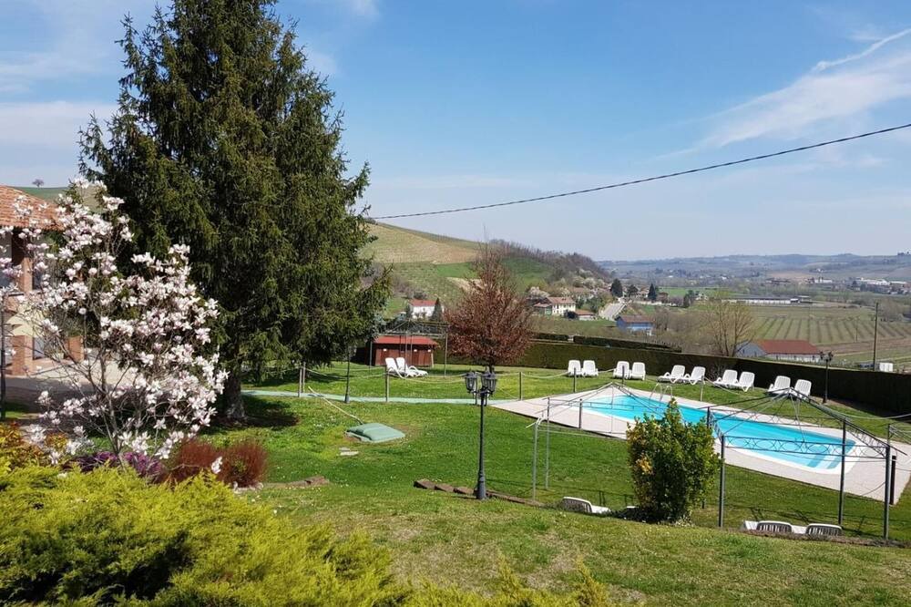 Photo of Outdoor in San Marzano Oliveto