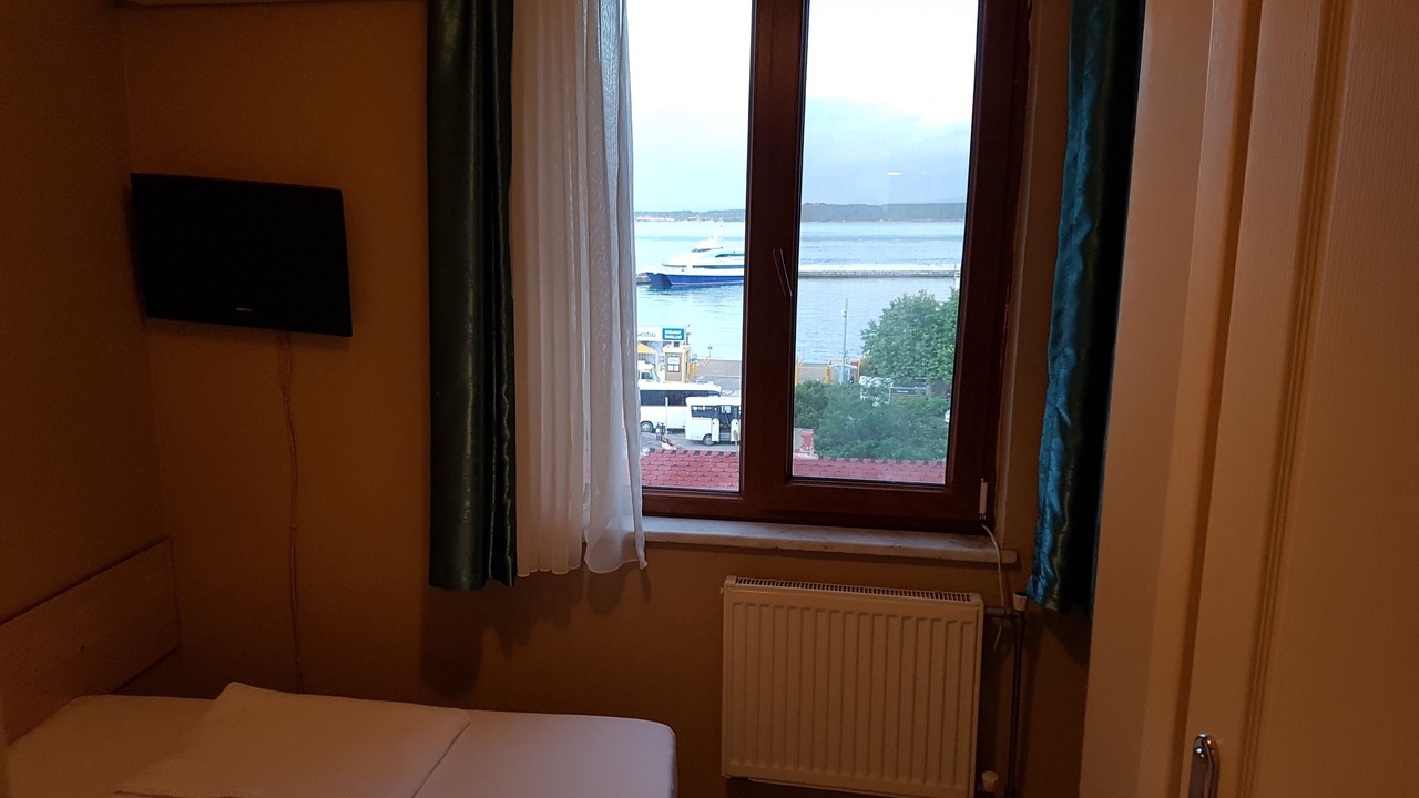 Photo of Bedroom in Eceabat