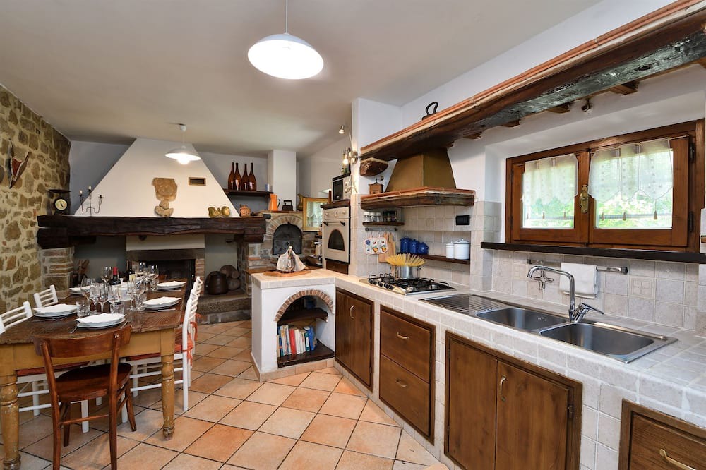 Photo of Kitchen in Civitella in Val di Chiana