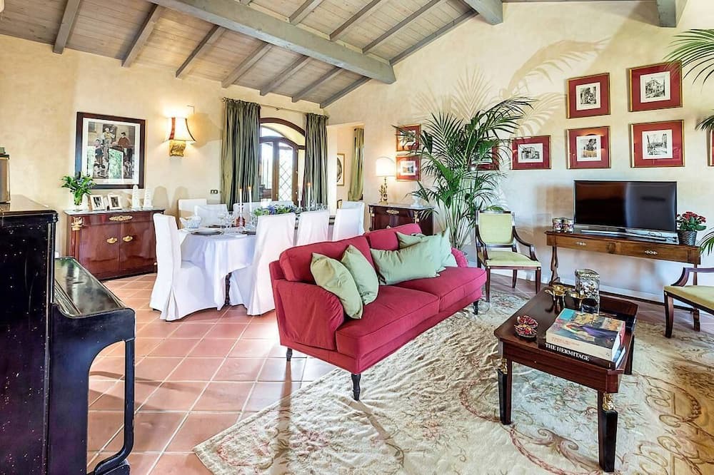 Photo of Livingroom in Carrozziere