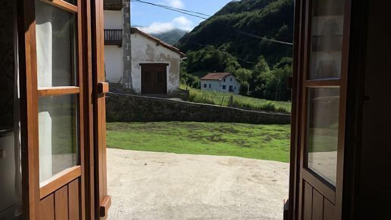 Photo of Outdoor in Erro