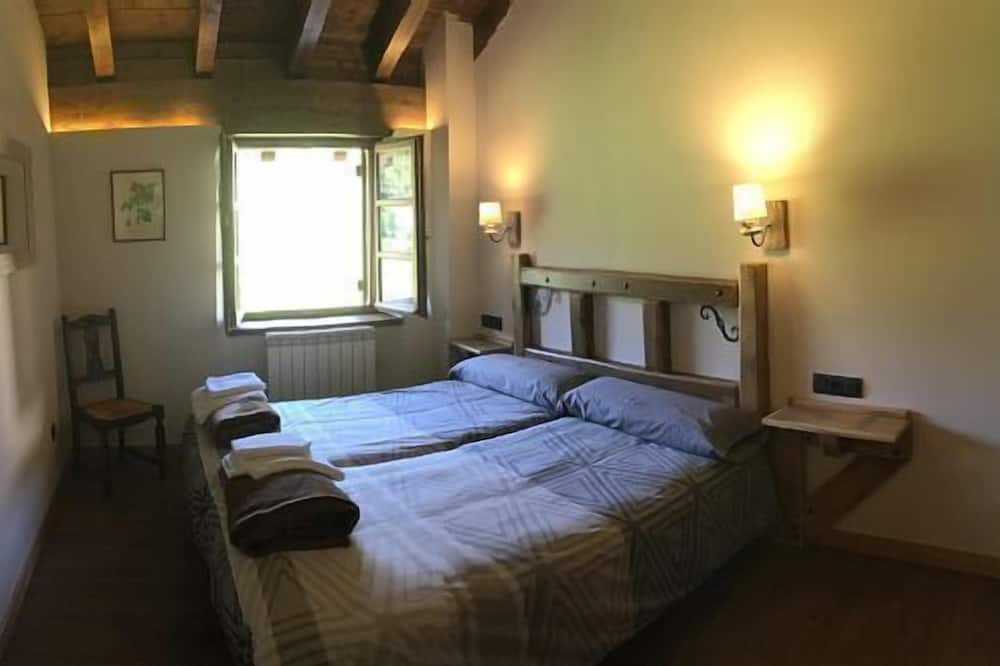 Photo of Bedroom in Erro