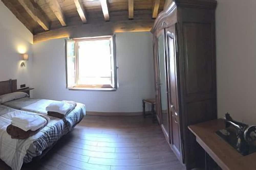 Photo of Bedroom in Erro