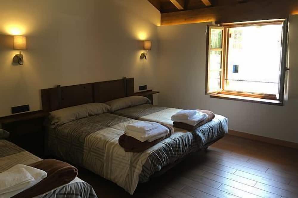 Photo of Bedroom in Erro
