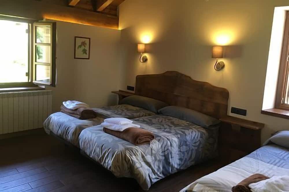 Photo of Bedroom in Erro