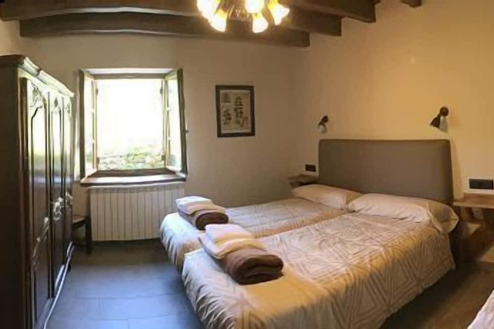 Photo of Bedroom in Erro