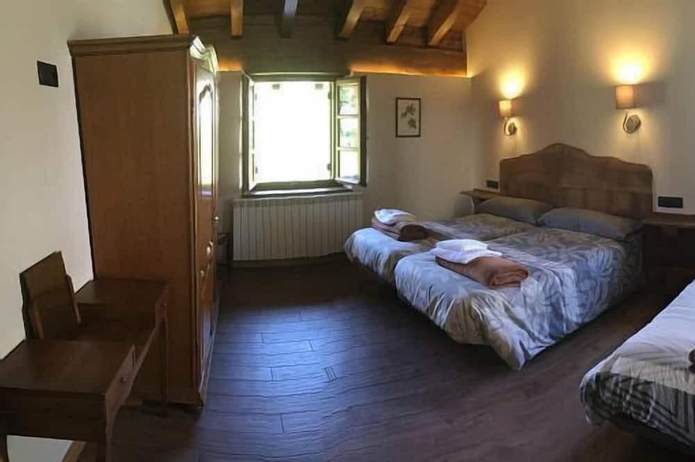 Photo of Bedroom in Erro