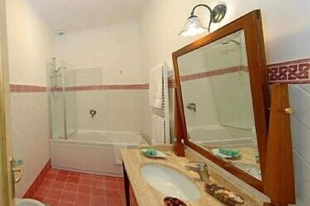 Photo of Bathroom in Nocelle