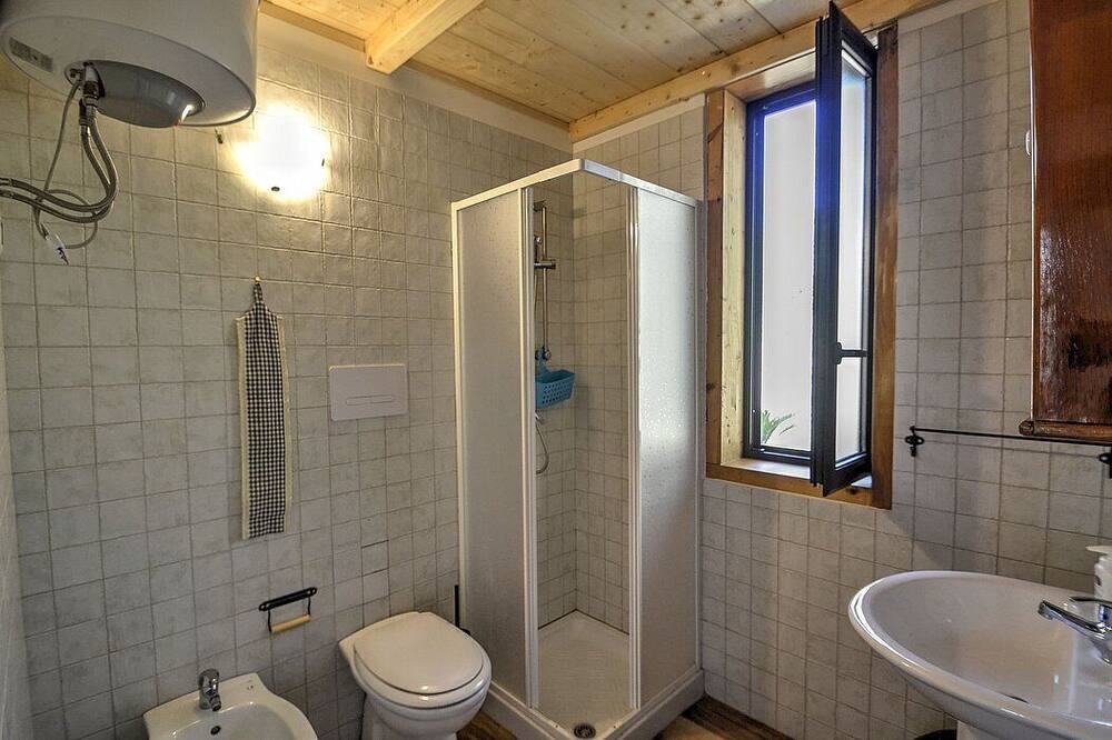 Photo of Bathroom in Sessa Aurunca