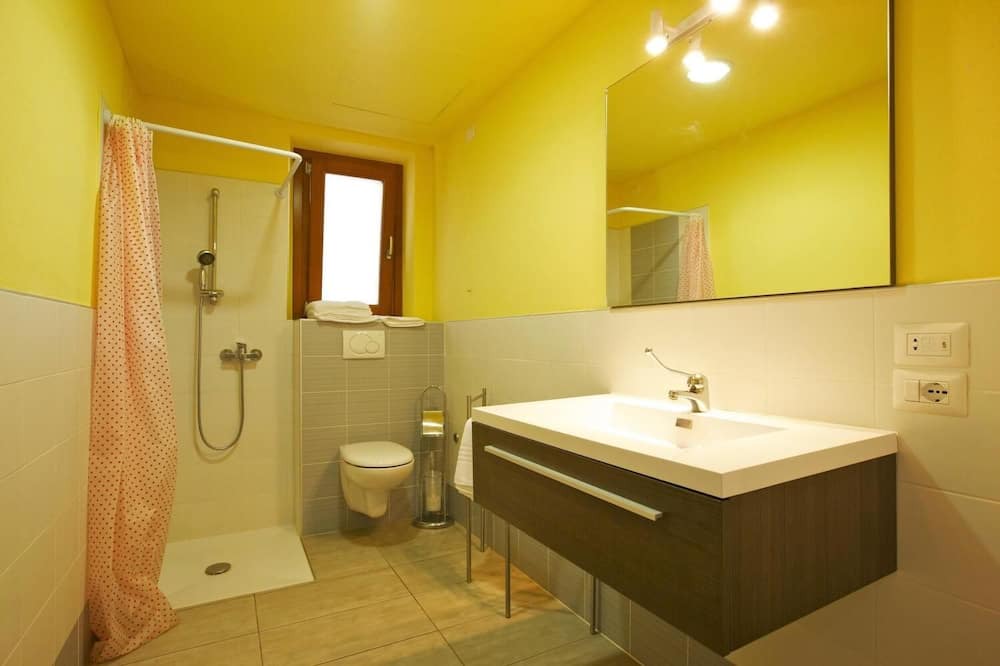 Photo of Bathroom in Cannobio
