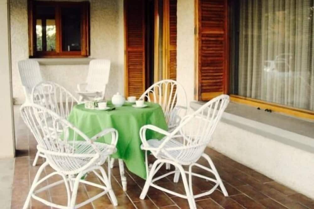 Photo of Patio Balcony in Muruzabal